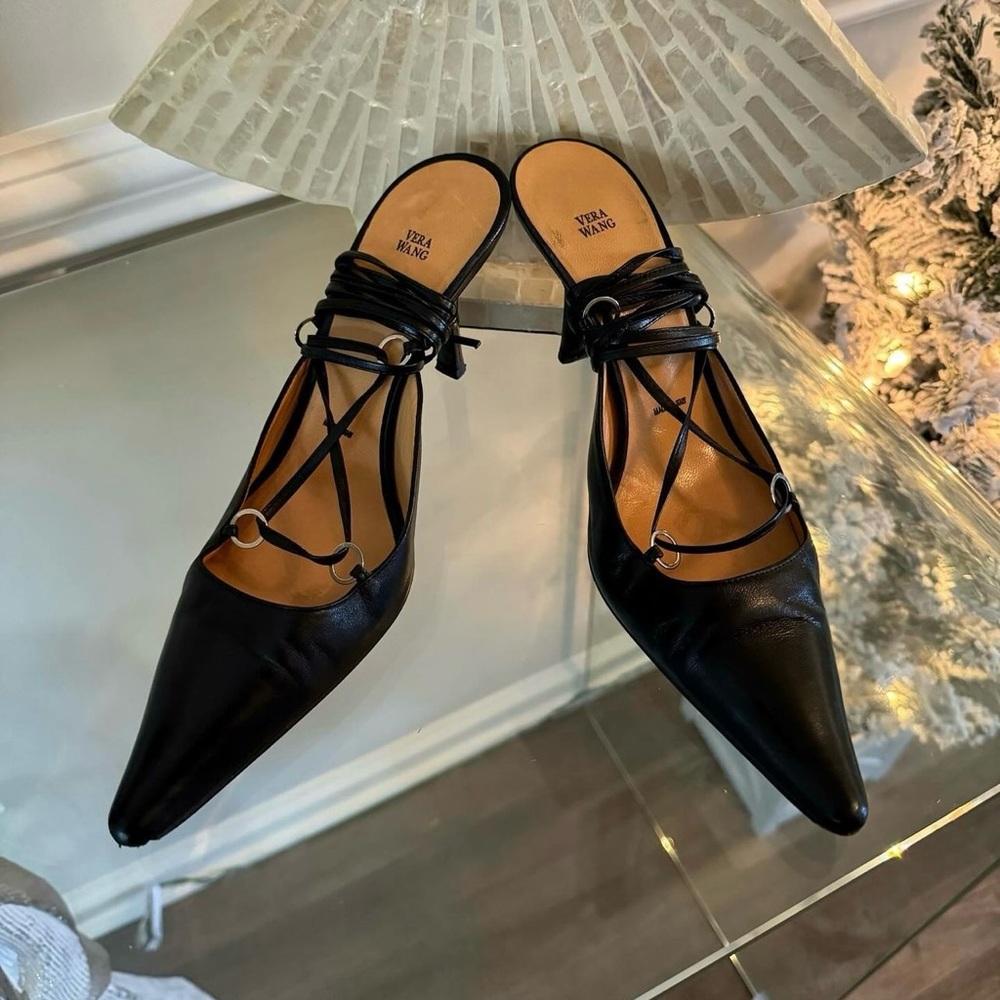 Vera Wang - Leather T-Strap Heels